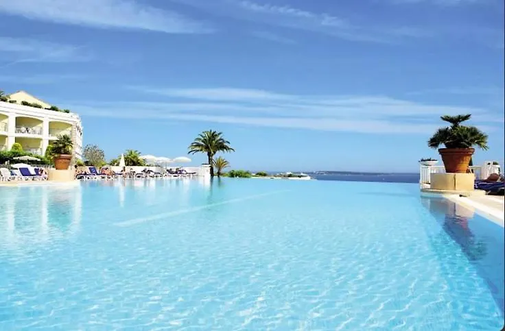 Cannes Passion 0*,
